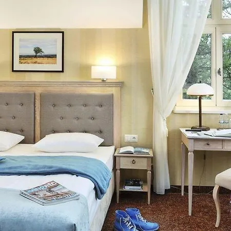 Bossa Nova Silence & Boutique Шклярска-Поремба