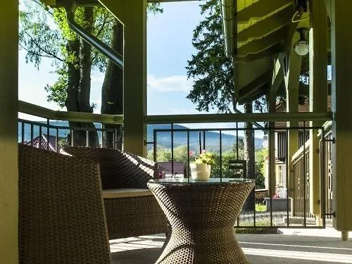 Bossa Nova Silence & Boutique Шклярска-Поремба